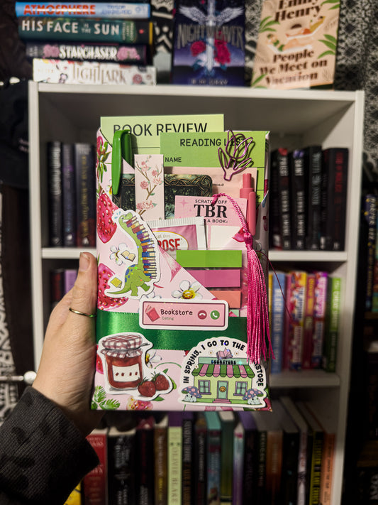 Blind Date With A Book *YOUNG ADULT*