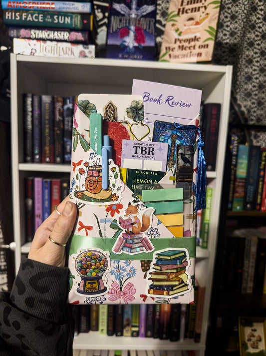 Blind Date With A Book *YOUNG ADULT*